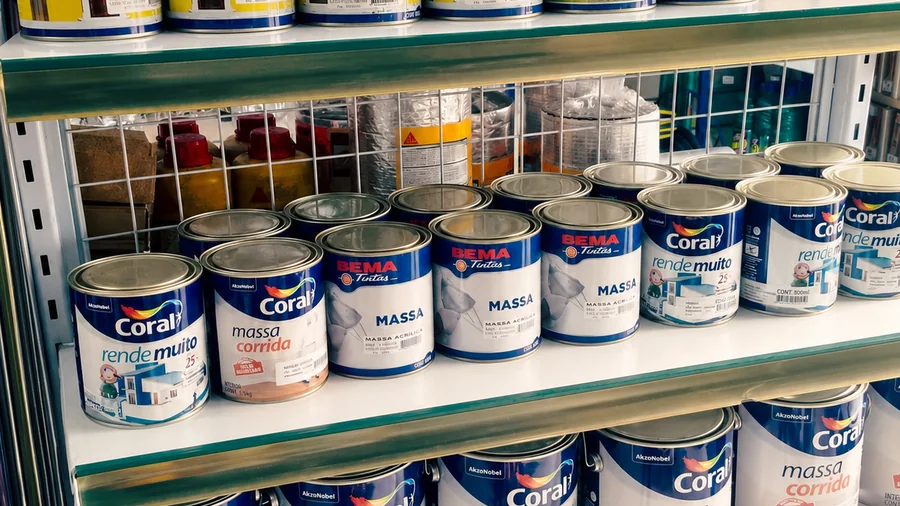 Tinta Acrílica ou Látex PVA: Qual Usar em Cada Parede?